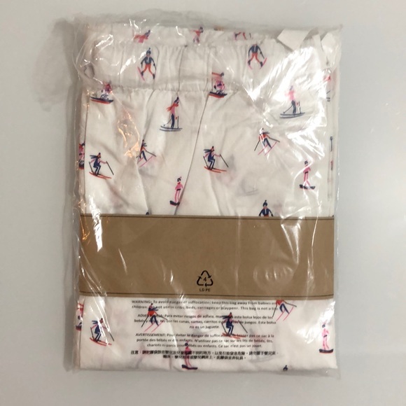 J. CREW Women’s Ski Print Pajama Set - Picture 3 of 3